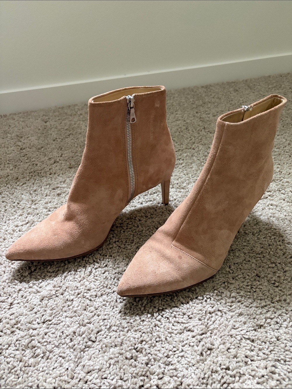 Rag & Bone Women's Pointed-Toe Suede Ankle Boots - Light Tan/ Beige Sz 39 - Picture 4 of 6